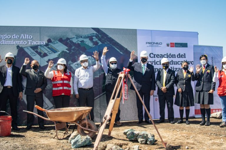 Colocan primera piedra de nueva sede del COAR Tacna que ejecuta Southern Perú