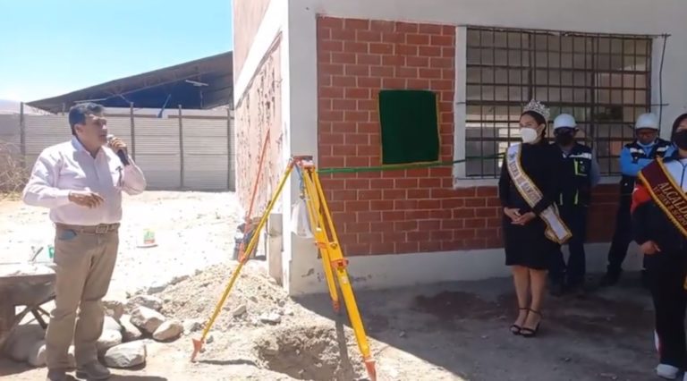 Colocan primera piedra para construcción de la I.E. Juan Scarsi de Samegua