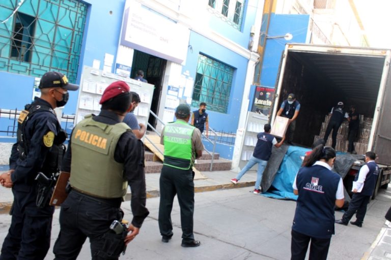 Moquegua: material electoral llega a la ODPE Mariscal Nieto