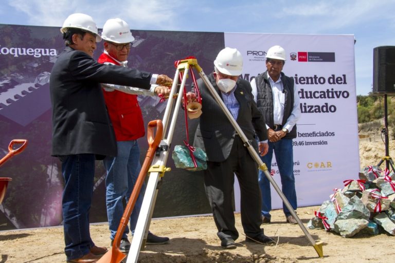 Minedu y Southern Perú colocaron primera piedra del futuro COAR Moquegua