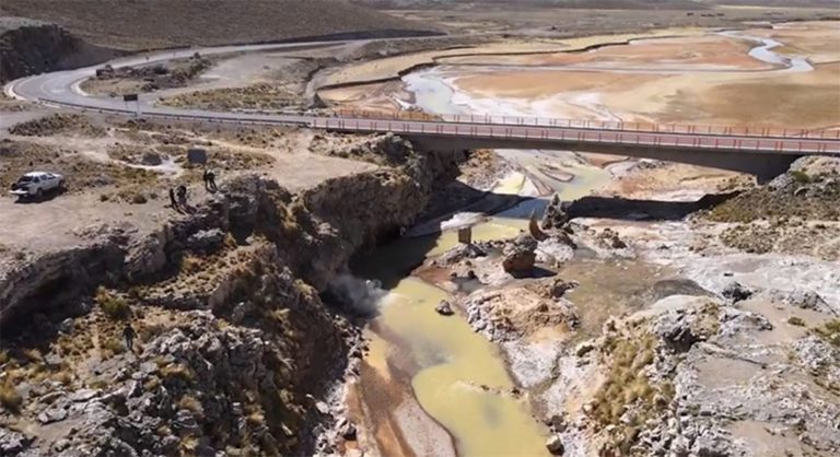 Aruntani: coloración amarillenta del río Titire no sería responsabilidad de la minera