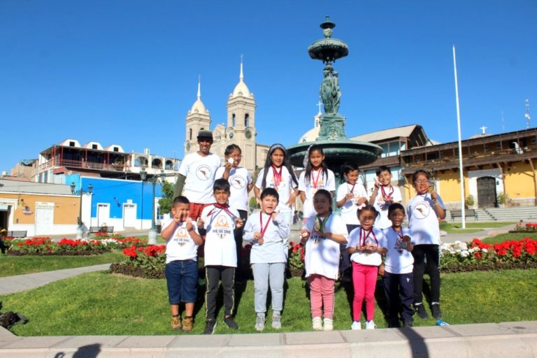 Club de Atletismo Pie de Oro de Moquegua logra 40 medallas