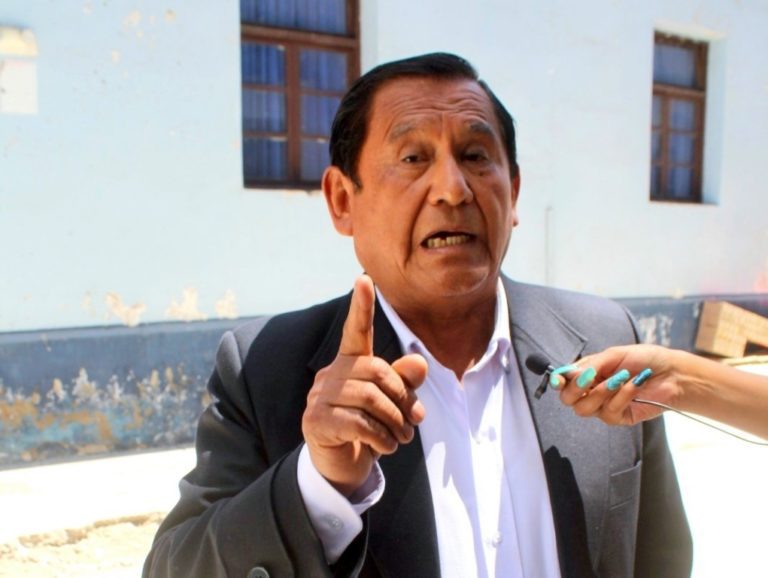 Gobierno regional y municipios de Moquegua no pueden gastar 575 millones