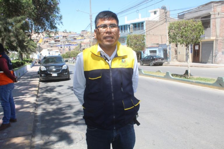 Transporte público se suman al paro nacional en Moquegua