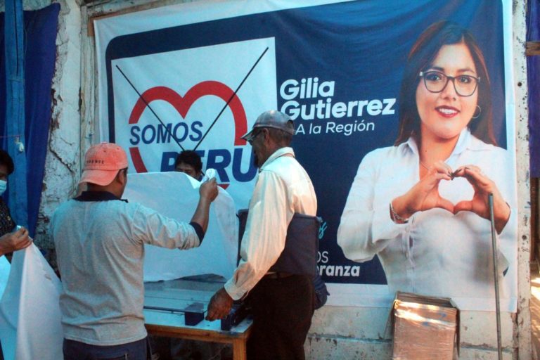 Trinquetes políticos: Gilia en Ilo y Jaime en General Sánchez Cerro