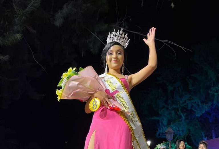 Luciana Vega Mendívil fue coronada como “Señorita Samegua 2022”