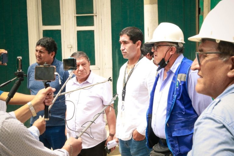 Alcalde Rivera realiza recorrido en más de diez obras que ejecuta la MPI en Mollendo
