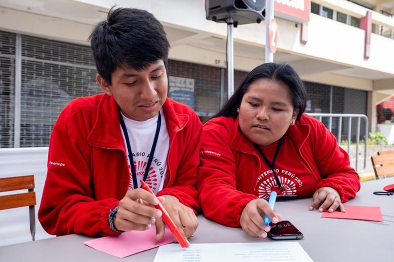 Promueven “Beca Jóvenes Bicentenario” en Mollendo