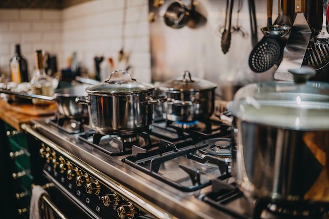 Menaje de cocina: los esenciales en todo hogar