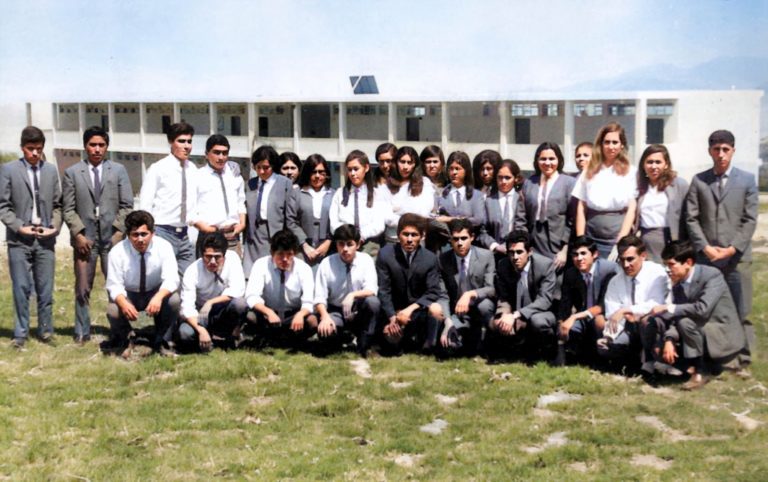 Reencuentro de alumnos egresados de la Escuela Normal de Moquegua