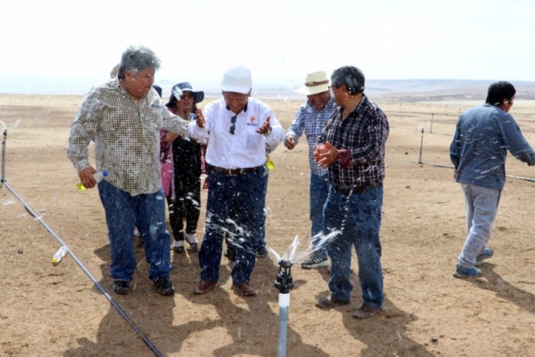Una farsa: realizan ceremonia de llegada de agua a Lomas de Ilo