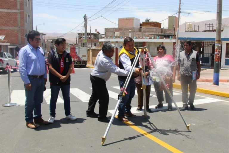 Renovado acceso a Moquegua: alcalde inauguró asfaltado de la Av. 28 de Julio