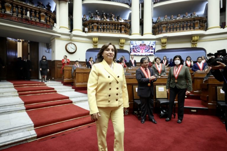 Llegó Dina, ¿se irá también?