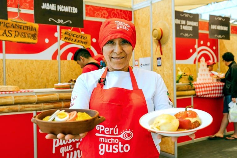 Hoy culmina ‘Perú, Mucho Gusto Mollendo’, con el deleite de la tradicional cocina arequipeña