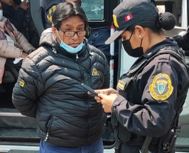 Arequipa: Detienen a RQ con 14 balas y un arma con licencia vencida