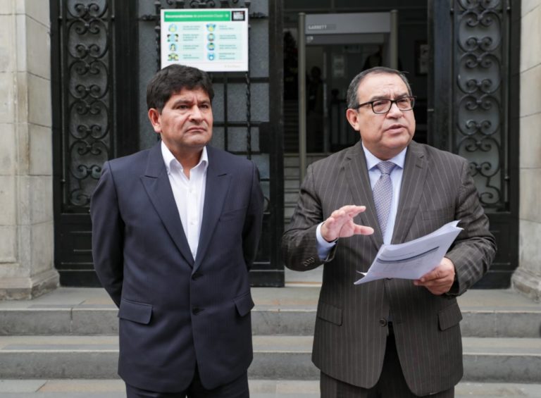 Premier se reúne con gobernador Rohel Sánchez