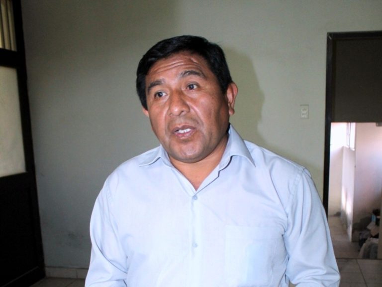 Ex prefecto de Moquegua dice que el paro continúa y “recomienda” comprar víveres
