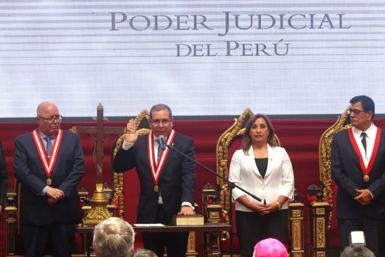 Juez supremo Javier Arévalo asumió la presidencia del Poder Judicial
