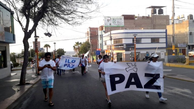 Ciudadanos ileños realizan nuevamente “Marcha por la Paz”