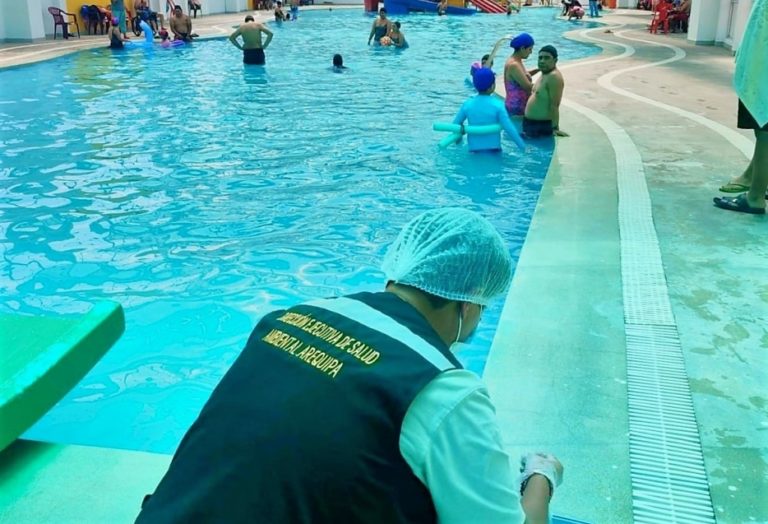 Geresa Arequipa recomienda acudir a piscinas “saludables”