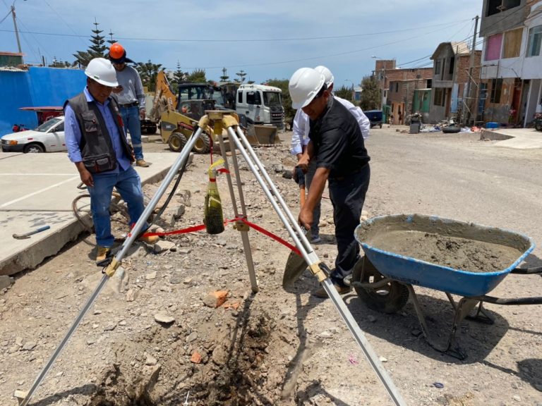 Puerto Nuevo-Matarani: colocan primera piedra en obra de transitabilidad