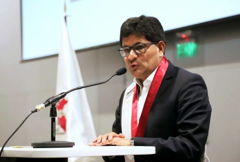 Señor gobernador Rohel Sánchez: ¿Los gobiernos regionales deben hacer mea culpa por “ineficiencia”?