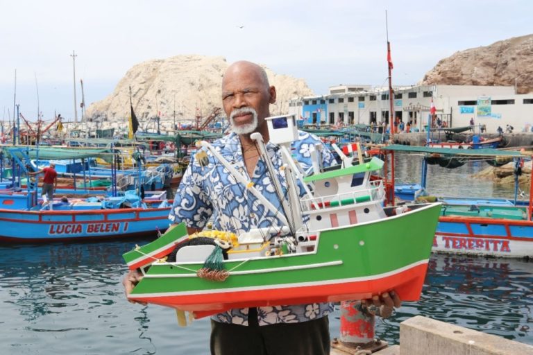 Matarani: conoce al artesano que sigue soñando y creando frente al mar