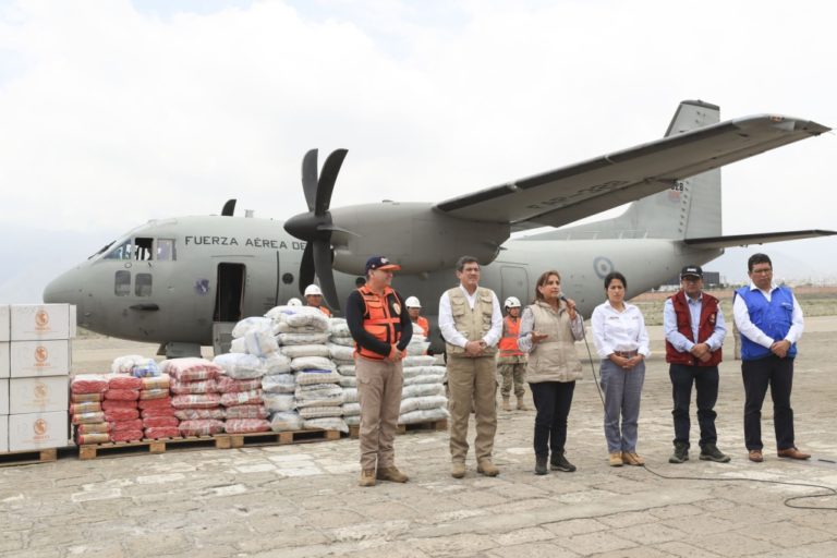 Presidenta Dina Boluarte llegó a Arequipa a atender emergencias