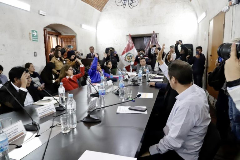 Consejo Regional de Arequipa declara en emergencia la región por dos meses