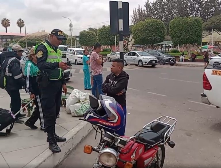 Intervienen a extranjero con motocicleta registrada a nombre del GORE Moquegua 