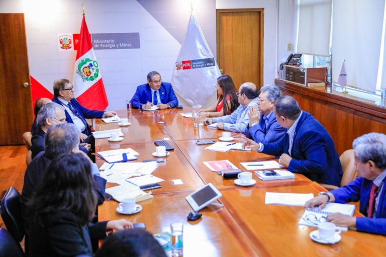 Minem garantiza presupuesto por más de S/ 79 millones para Moquegua