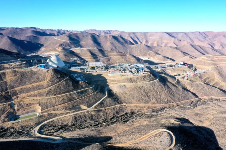Quellaveco producirá más cobre que Los Bronces y Collahuasi de Chile 