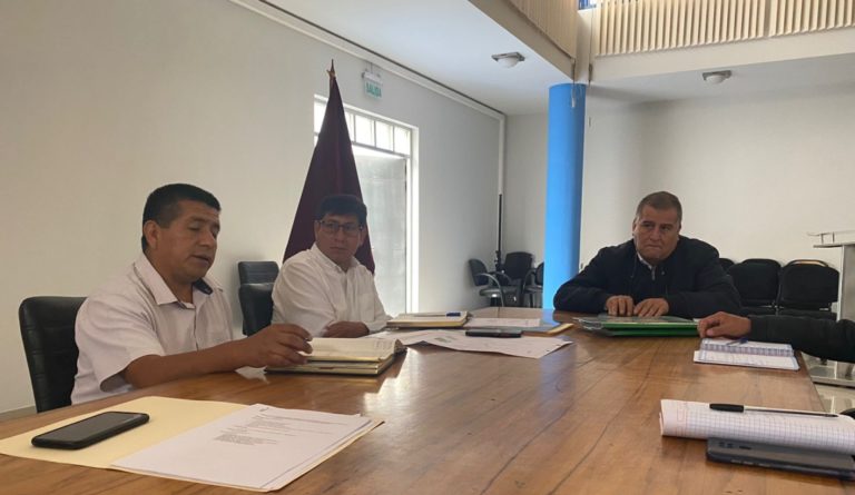 Agua: alcalde de Islay-Matarani se reúne con representantes de Sedapar