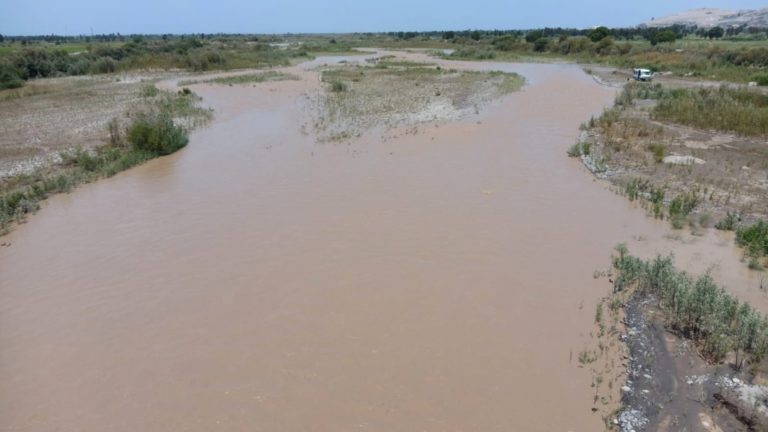 Tambo: el río arenador de Mollendo