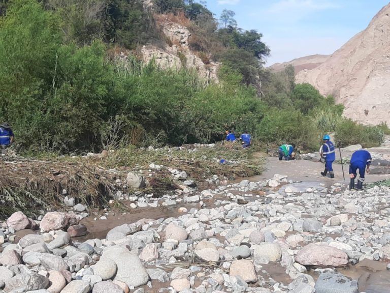 Trabajos de limpieza y encauzamiento del río Tumilaca garantizarán abastecimiento de agua potable a la población