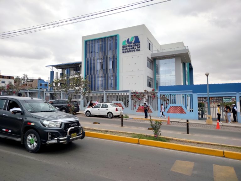 Estudiantes de la UNAM indignados con incremento de costos de cursos del ciclo verano 2024