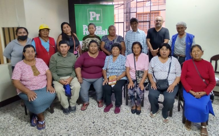 Canillitas de Mollendo compartieron reunión por 10° aniversario del diario Prensa Regional en Islay