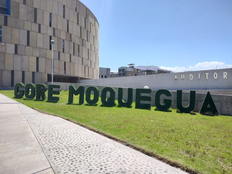 Oficializan cambios de personal de confianza en el Gobierno Regional de Moquegua