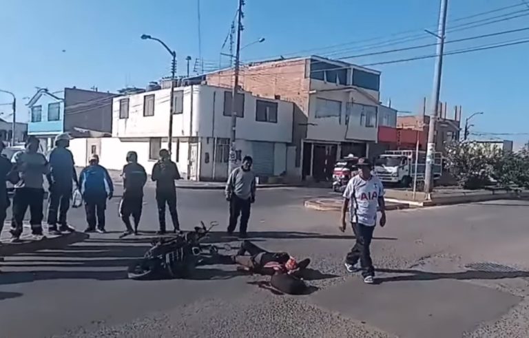 Ilo: Mujer resulta mal herida, tras choque entre motocicleta y taxi 