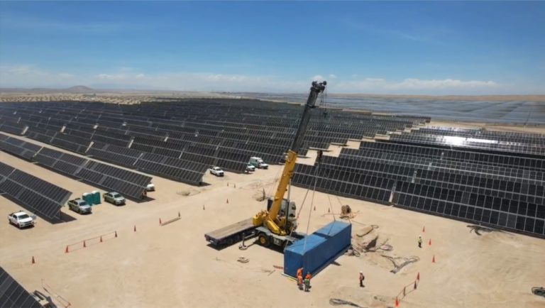 Proyecto Central Solar Clemesí cuenta con un 60 % de avance
