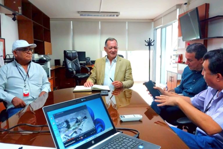 Cocachacra: alcalde expuso el plan turístico en Plan Copesco en Lima