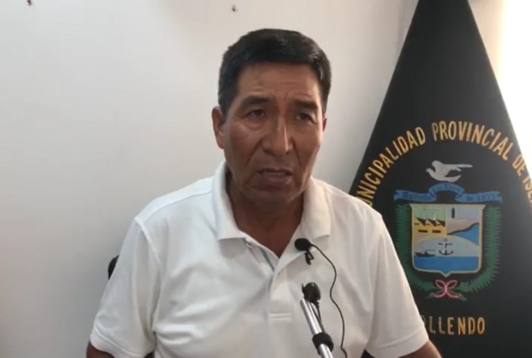 Alcalde Richard Ale denuncia que ex gerenta de Obras pretendió extraer expedientes del municipio