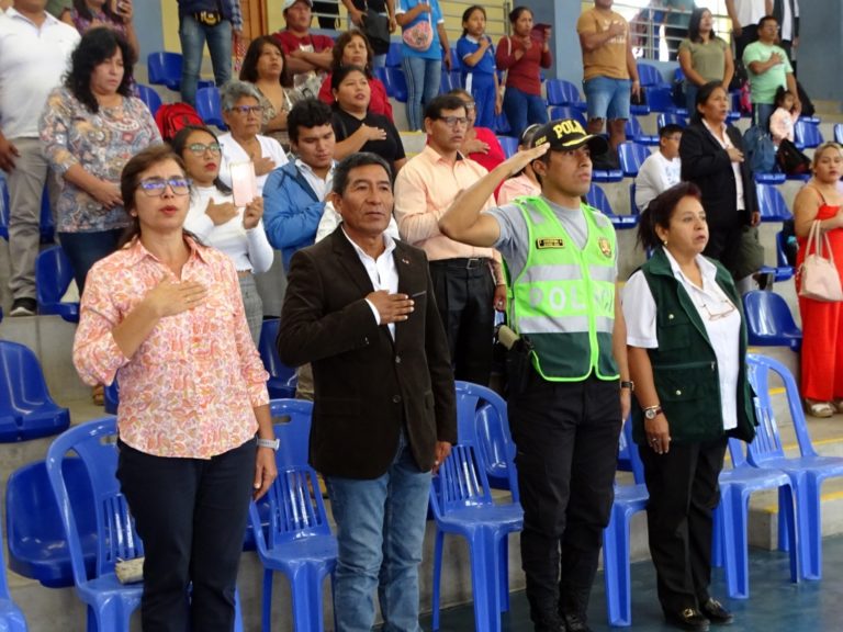 Mollendo: alcalde participó en juramentación de la Policía Escolar del colegio Deán Valdivia
