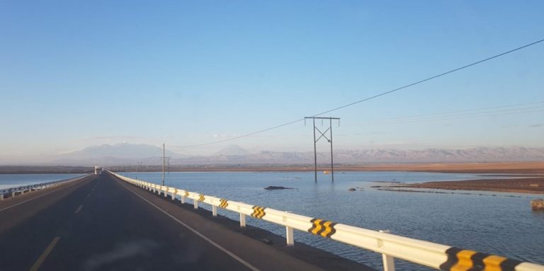 Lagunas en la carretera Arequipa-Matarani: Un kilómetro podría colapsar si no se interviene antes de julio