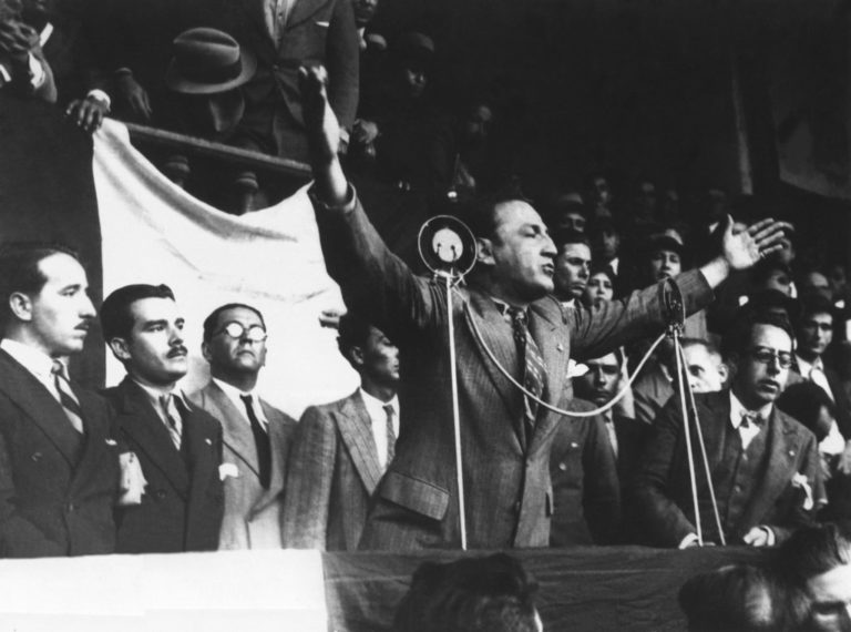 Constitución 1933 y asilo diplomático de Haya: historia olvidada, negada y escondida