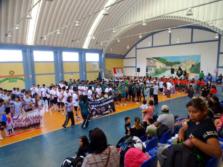 Inauguran olimpiadas escolares del centenario colegio Deán Valdivia de Mollendo