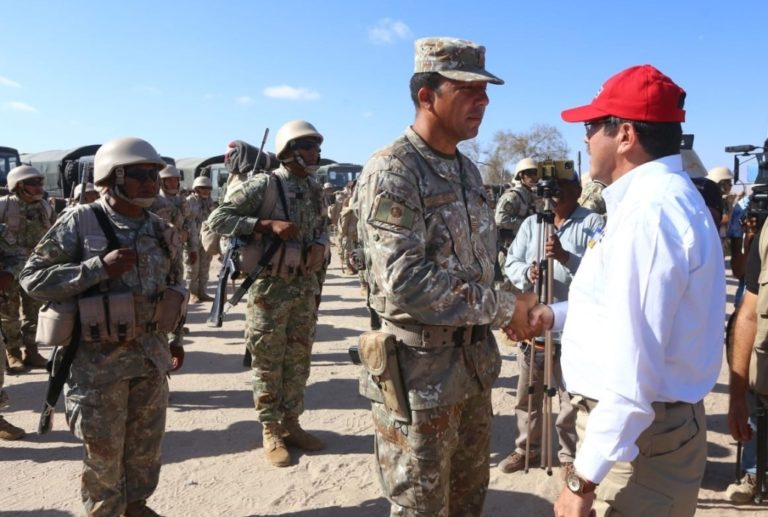 Ministro de Defensa llegó a Tacna con 196 miembros de las Fuerzas Armadas