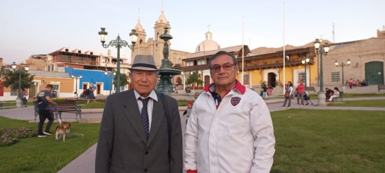 Representantes de la poesía ileña participaron de Recital Poético en la ciudad de Moquegua