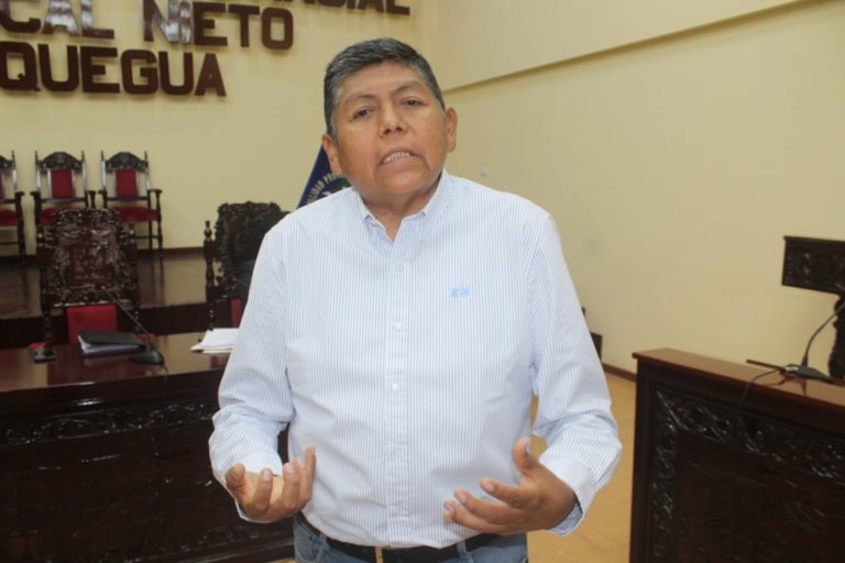 Procurador Colquehuanca seguirá en el cargo, no prosperó absurdo pedido de regidores 