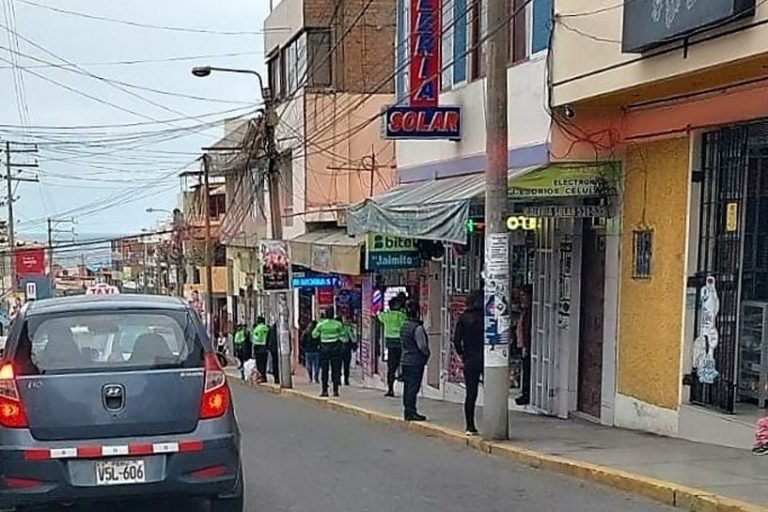 Operativo policial: Incautan más de 100 celulares de dudosa procedencia en Mollendo